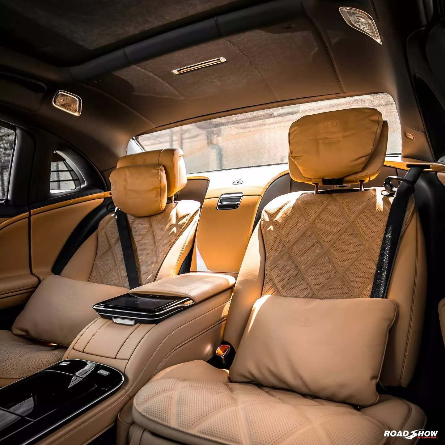 Maybach S680 Virgil Abloh